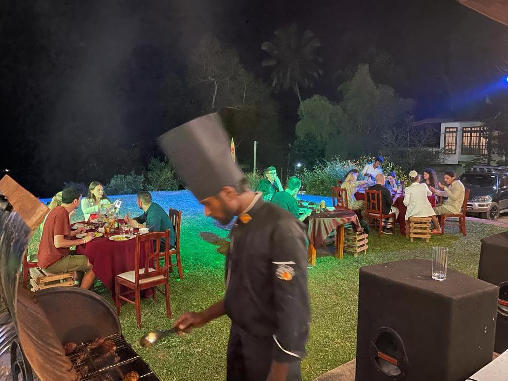 Kandy Gem Inn Blue Hotel Экстерьер фото