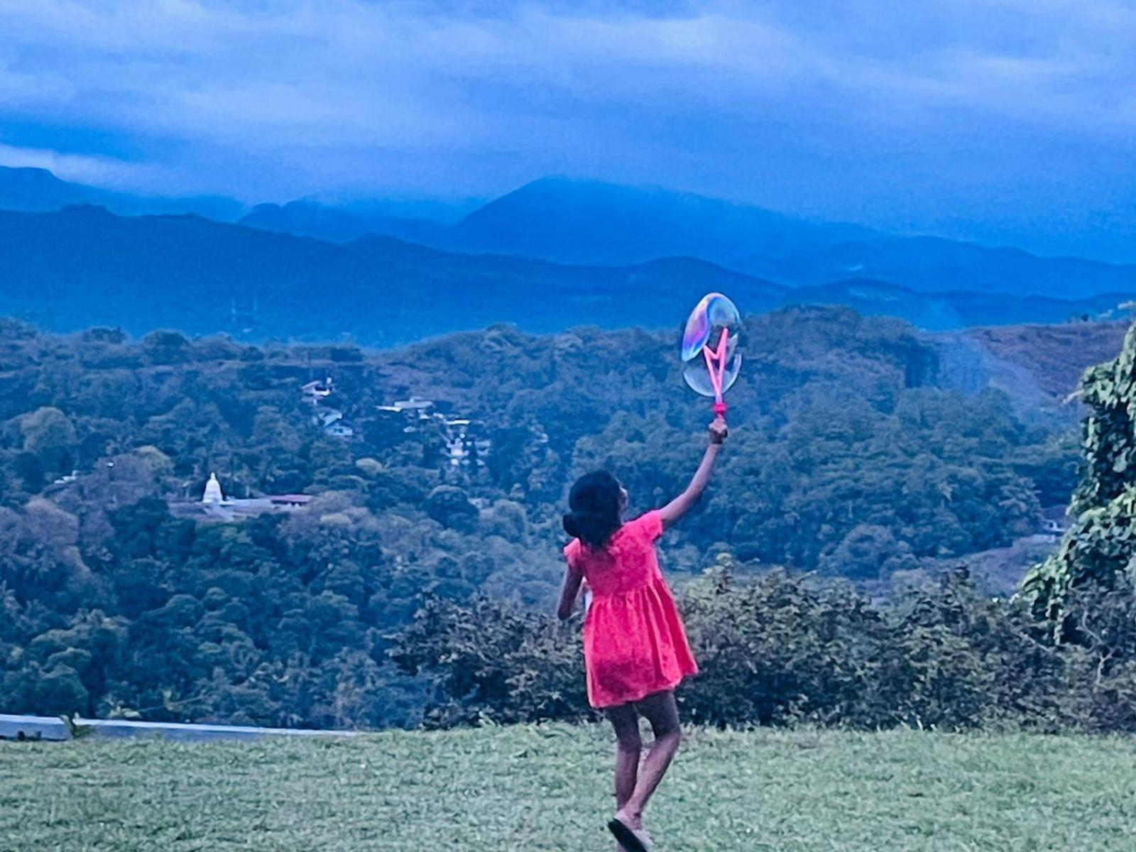 Kandy Gem Inn Blue Hotel Экстерьер фото